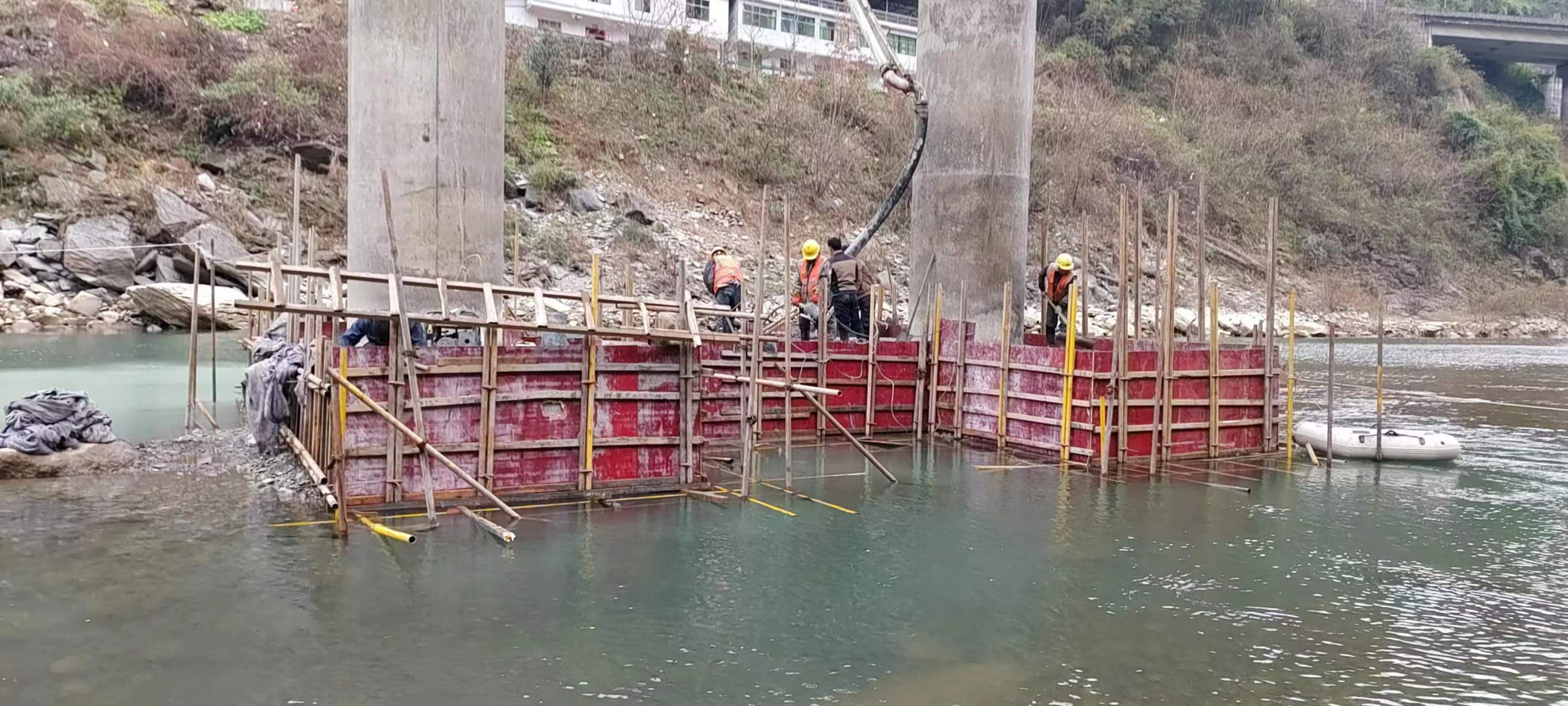 黔西南水利工程施工中堤坝渗漏原因以及防渗加固技术